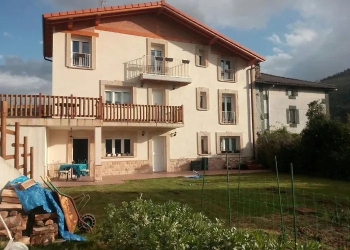 Lur Etxea El Valle (Basque Country)